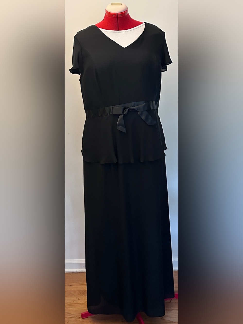 Jessica London Black Chiffon Maxi Dress, Satin Bow Peplum. Size 14